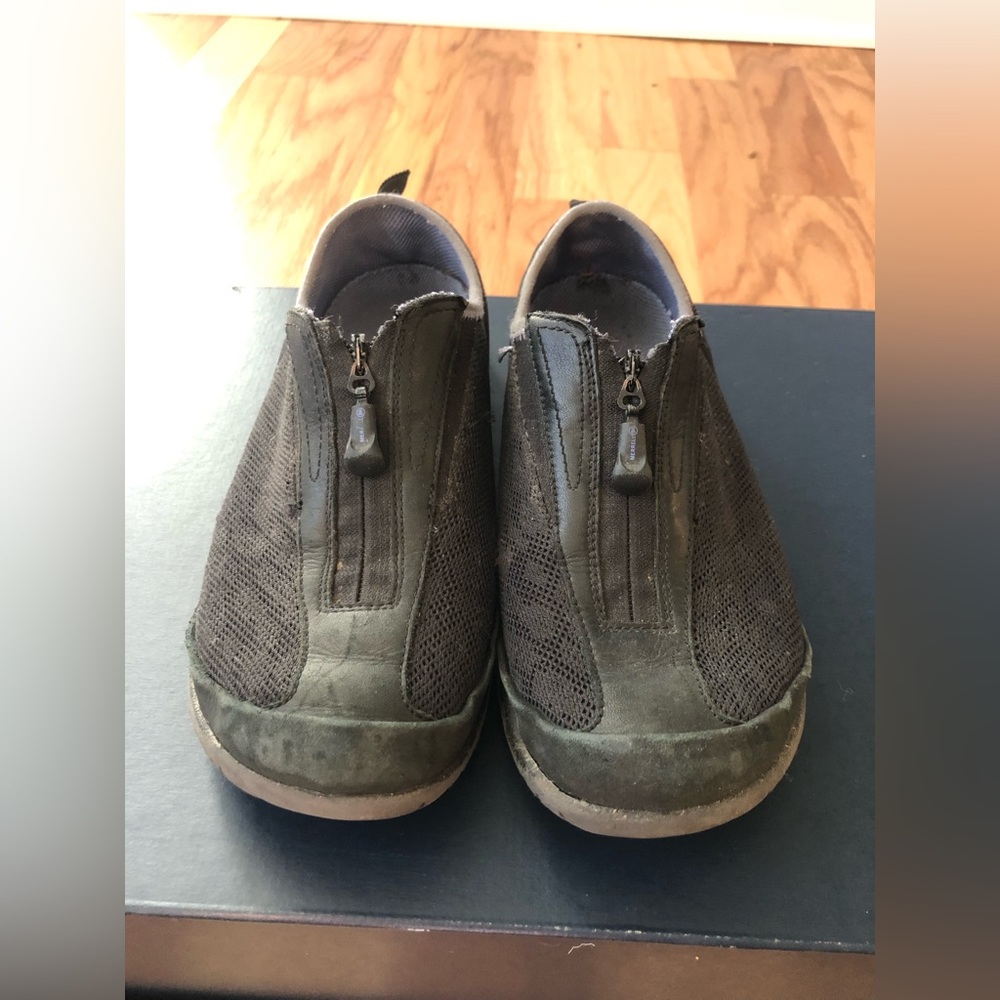 Merrell Women’s Performance Footwear (Used)